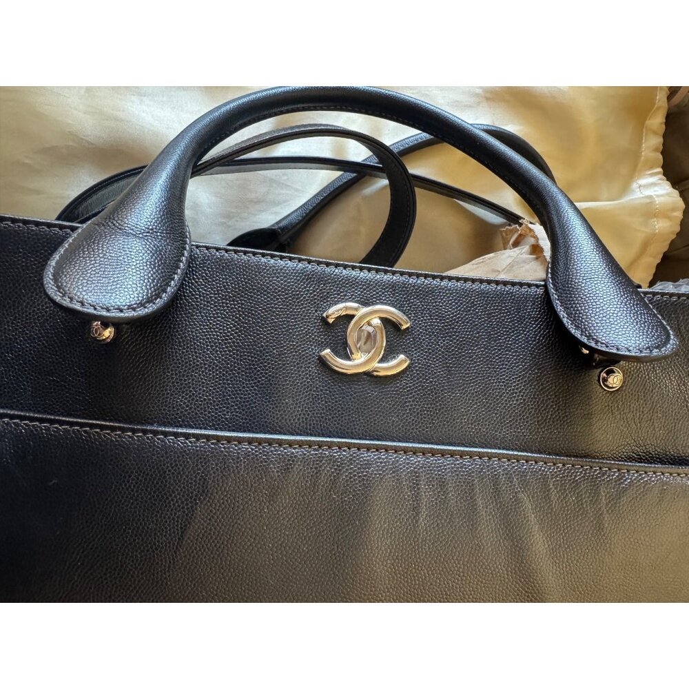 Authentic Chanel Caviar Executive CC Logo Crossbody Bag Black